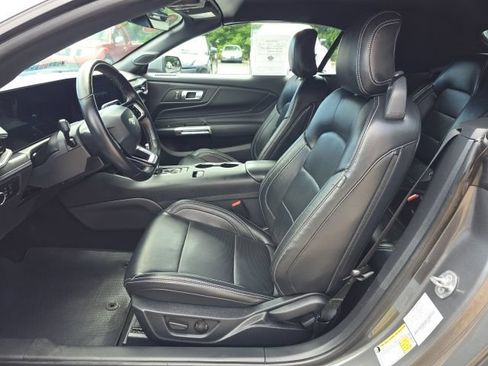 Used 2025 Ford Mustang Premium RWD image 11