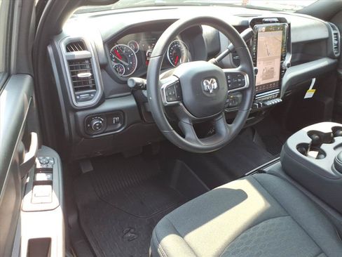 New 2026 RAM 2500 Tradesman AWD/4WD image 18