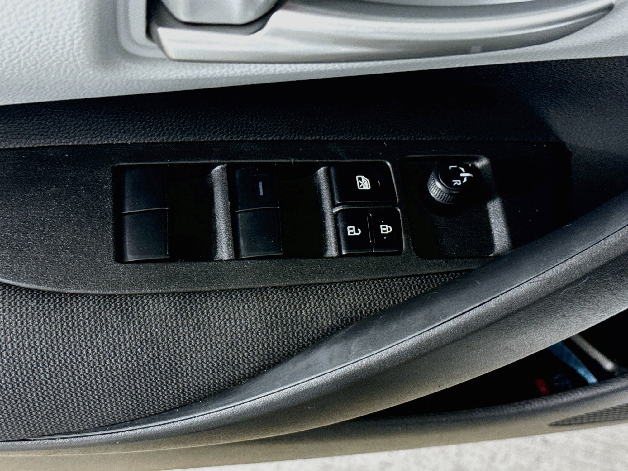 Used 2026 Toyota Corolla SE FWD image 20
