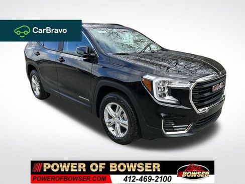 Used 2023 GMC Terrain SLE w/ Driver Convenience Package image 1