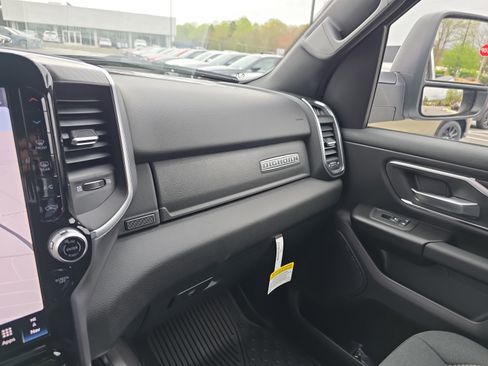 New 2025 RAM 1500 Big Horn image 26