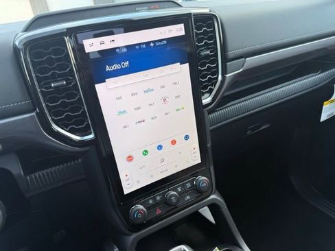 New 2025 Ford Ranger Lariat image 14