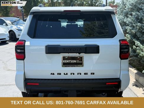 Used 2026 Toyota 4Runner SR5 AWD/4WD image 7