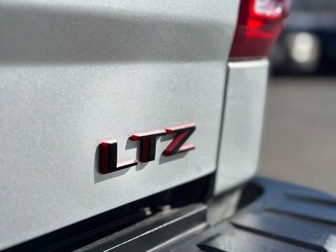 Used 2018 Chevrolet Silverado 1500 LTZ Z71 w/ Redline Edition image 19