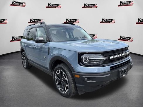 Used 2024 Ford Bronco Sport Outer Banks AWD/4WD image 3