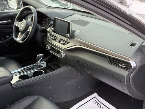 Certified 2021 Nissan Altima 2.5 SL image 24
