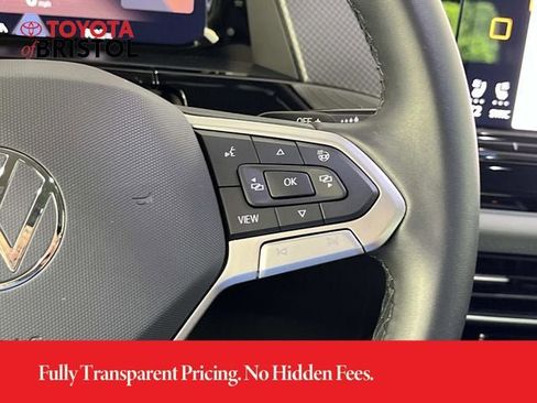 Used 2024 Volkswagen Atlas Peak Edition SEL AWD/4WD image 33
