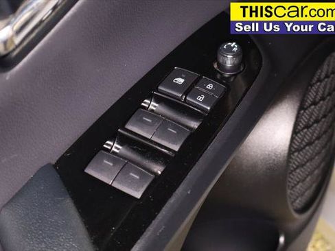Used 2019 Toyota Prius LE FWD image 26
