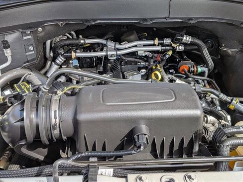 Used 2021 Ford Explorer XLT w/ Equipment Group 202A image 23