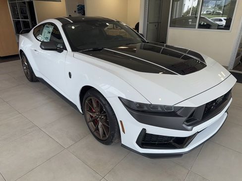 New 2025 Ford Mustang Dark Horse image 5