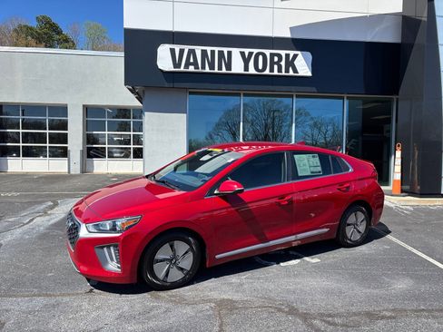 Used 2022 Hyundai Ioniq SE image 56
