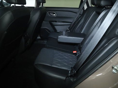 Used 2025 Nissan Rogue Platinum w/ Tech Package AWD/4WD image 14