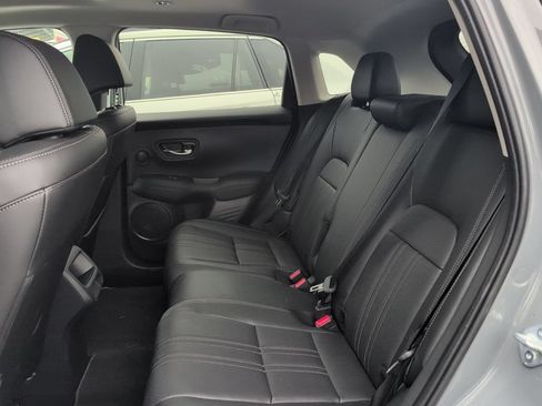 Used 2026 Honda HR-V EX-L image 9
