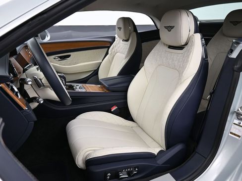 Certified 2023 Bentley Continental GT Azure AWD/4WD image 5