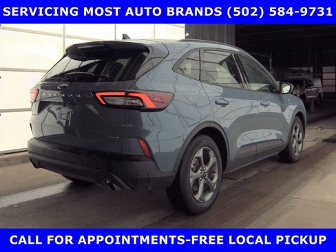 Used 2025 Ford Escape ST-Line w/ Equipment Group 301A image 7