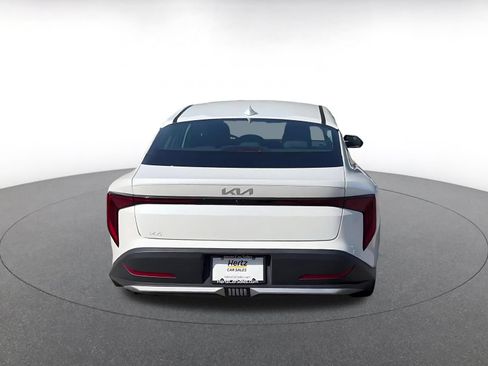 Used 2025 Kia K4 FWD image 11