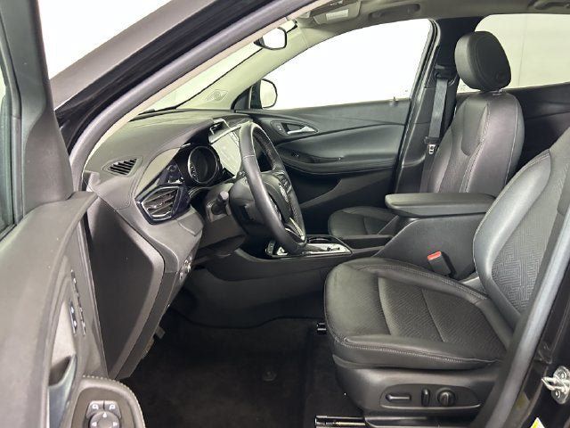 Used 2023 Buick Encore GX Essence w/ Experience Buick Package FWD image 11