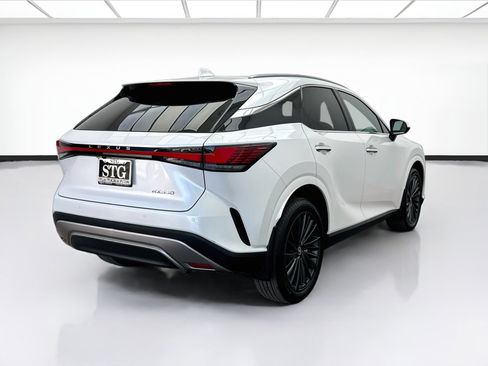 Used 2024 Lexus RX 350 Premium w/ Convenience Package FWD image 4