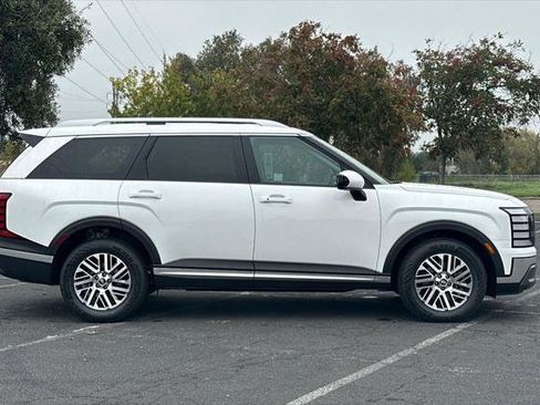 New 2026 Hyundai Palisade SEL image 3