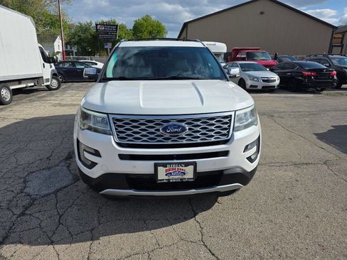 Used 2017 Ford Explorer Platinum AWD/4WD image 1