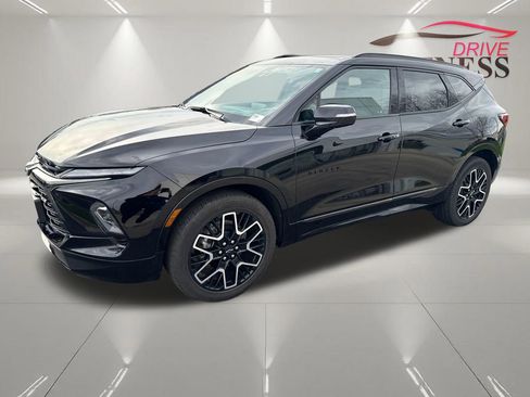 Certified 2024 Chevrolet Blazer RS w/ Driver Confidence II Package AWD/4WD image 4