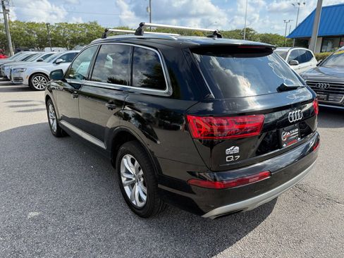 Used 2019 Audi Q7 3.0T Premium Plus w/ Premium Plus Package AWD/4WD image 10