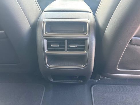 Used 2019 Cadillac XT5 Luxury AWD/4WD image 21