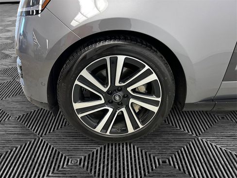 Used 2023 Land Rover Range Rover SE image 14