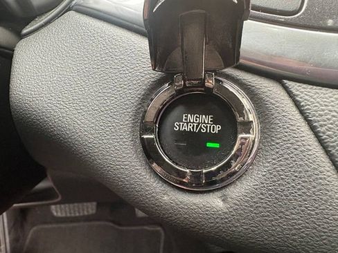 Used 2019 Chevrolet Impala LT FWD image 17