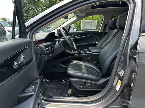 Certified 2023 Lincoln Nautilus Reserve AWD/4WD image 19