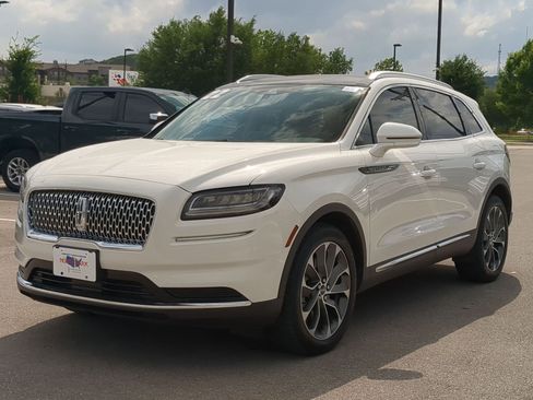 Used 2022 Lincoln Nautilus Reserve FWD image 7