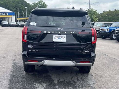New 2026 Ford Expedition Max Platinum w/ Platinum Ultimate Package AWD/4WD image 3