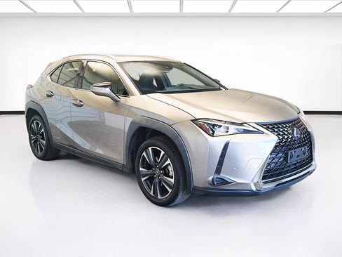 Used 2022 Lexus UX 250h 250h Base w/ Accessory Package (Z2) image 3