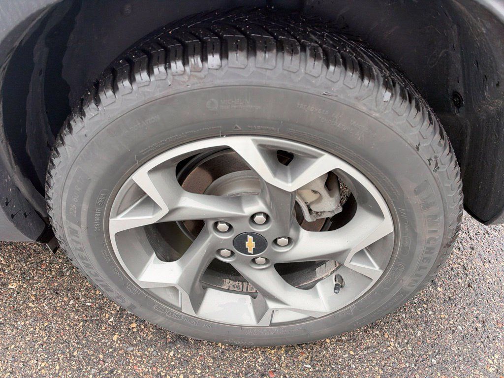 Used 2024 Chevrolet Trax LT w/ Driver Confidence Package FWD image 22