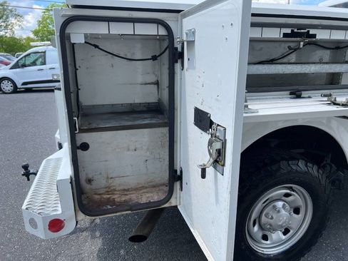 Used 2017 RAM 2500 Tradesman w/ Power & Remote Entry Group RWD image 29