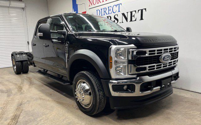 Used 2024 Ford F550 4x4 Crew Cab Super Duty image 2