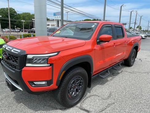 Used 2025 Nissan Frontier PRO-4X w/ Pro Premium Package AWD/4WD image 10