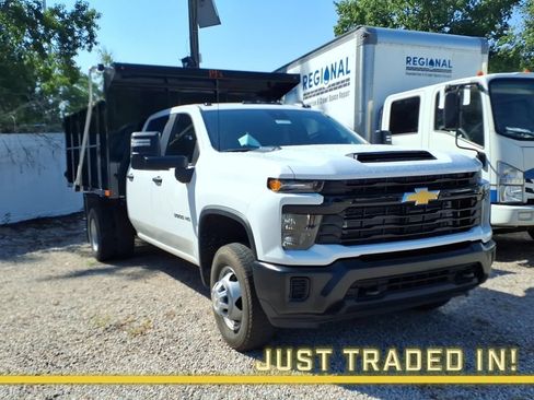 Used 2024 Chevrolet Silverado 3500 W/T w/ WT Convenience Package AWD/4WD image 1
