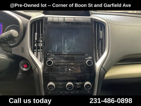 Used 2022 Subaru Ascent Limited w/ Technology Package AWD/4WD image 19