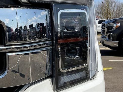 Used 2023 Ford F150 Lariat w/ Equipment Group 502A High image 8