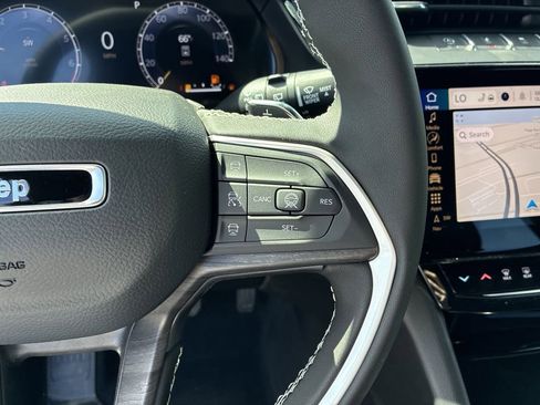 New 2026 Jeep Grand Cherokee Altitude AWD/4WD image 23