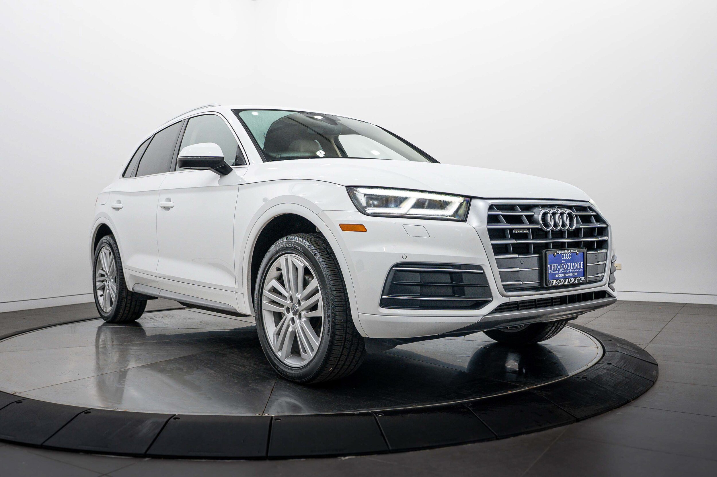 Used 2019 Audi Q5 2.0T Premium Plus w/ Premium Plus Package AWD/4WD image 1