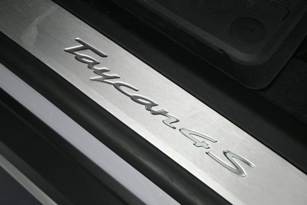 Certified 2025 Porsche Taycan 4S AWD/4WD image 45