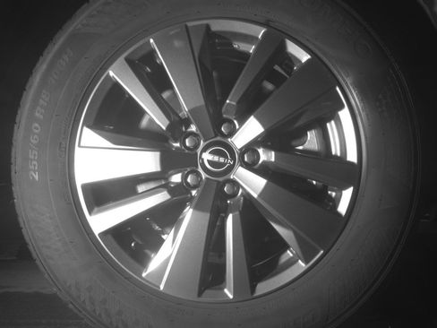 Used 2025 Nissan Pathfinder SV AWD/4WD image 13