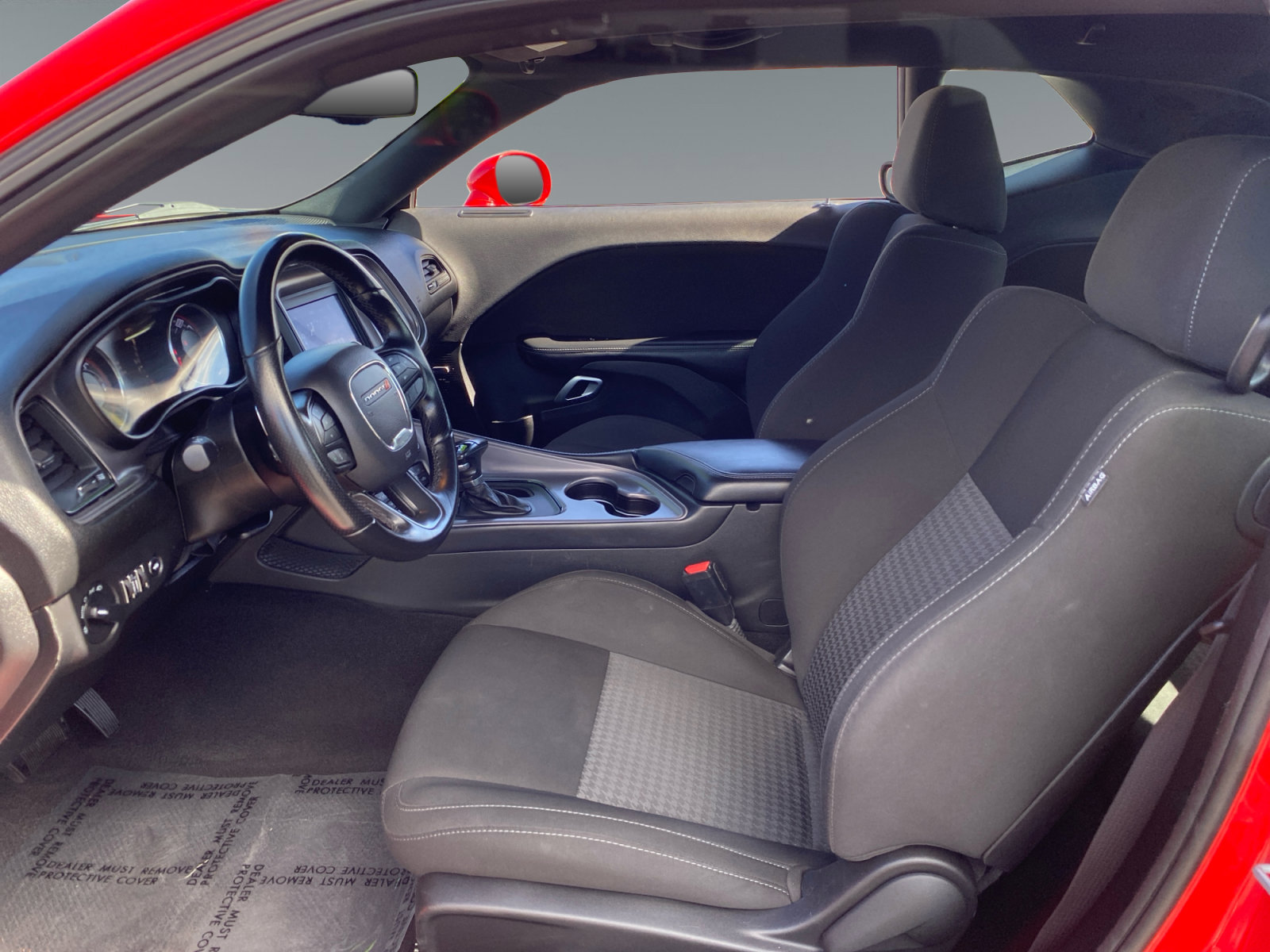 Used 2023 Dodge Challenger R/T RWD image 9