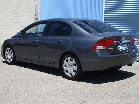 Used 2010 Honda Civic LX image 4