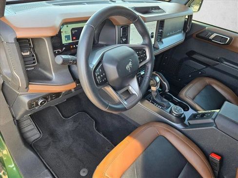 Used 2024 Ford Bronco Outer Banks image 10