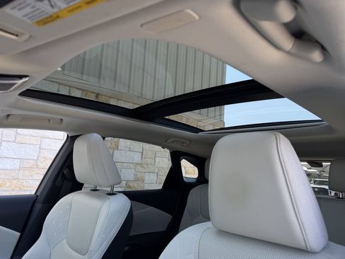 Used 2023 Lexus RX 350 w/ Accessory Package (2T) AWD/4WD image 25