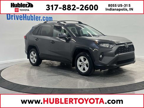 Used 2021 Toyota RAV4 XLE image 1