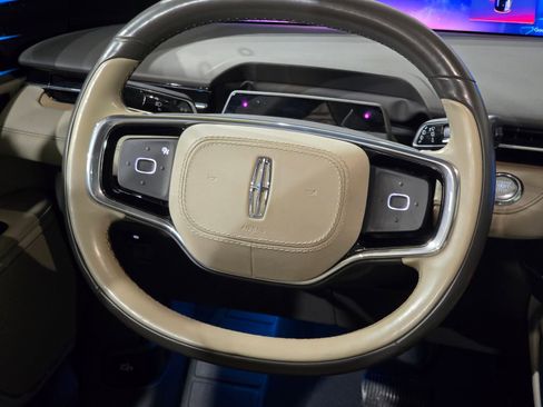 Used 2024 Lincoln Nautilus Reserve w/ Equipment Group 202A image 26